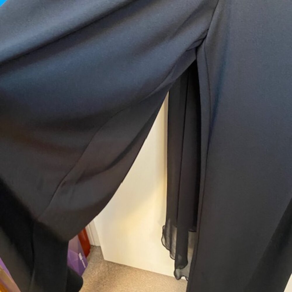 Next UP Black pants sleeveless jumpsuit - Picture 5 of 8